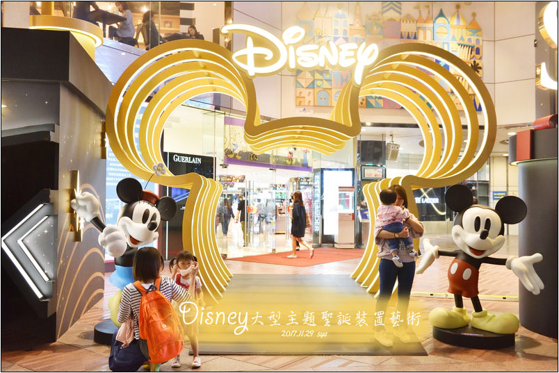 Disney Magic Season 迪士尼 SOGO大型戶外聖誕裝置 (米奇、米妮、南瓜馬車、小熊維尼)