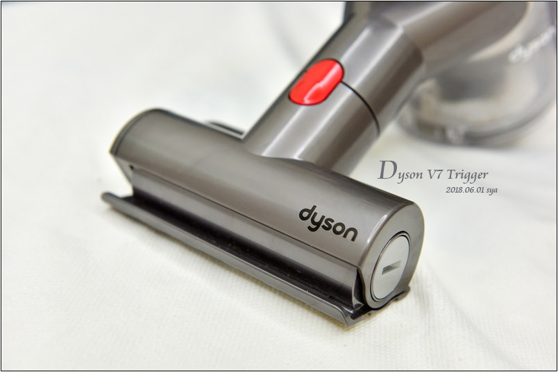Dyson V7 Trigger 手持無線吸塵器 | 家中、露營清潔的好幫手，跟塵蟎過敏源說掰掰 (文末有公司貨購機優惠)