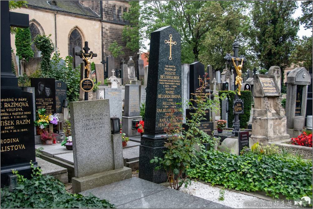 捷克 布拉格 高堡墓園