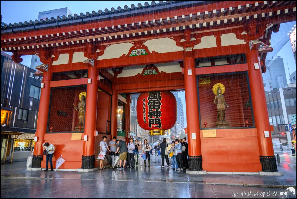 【東京景點】淺草寺、雷門|來東京歷史最悠久的寺廟打卡,順便找找附近有哪些不能錯過的老街與美食 13 東京 淺草寺 雷門 仲見世通商店街