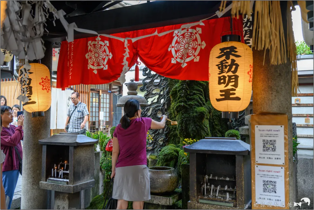法善寺橫丁|道頓堀附近必訪的懷舊石板街與超奇特青苔覆身的「水掛不動尊」! 18 法善寺橫丁、法善寺、水掛不動尊