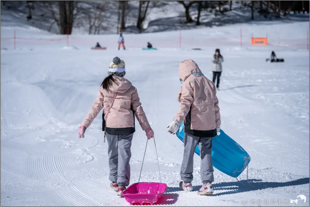日光湯元滑雪場|避開人潮的粉雪秘境,初學者與親子滑雪的推薦雪場。而且還能滑雪完秒泡湯! 31 休暇村日光湯元 日光湯元滑雪場