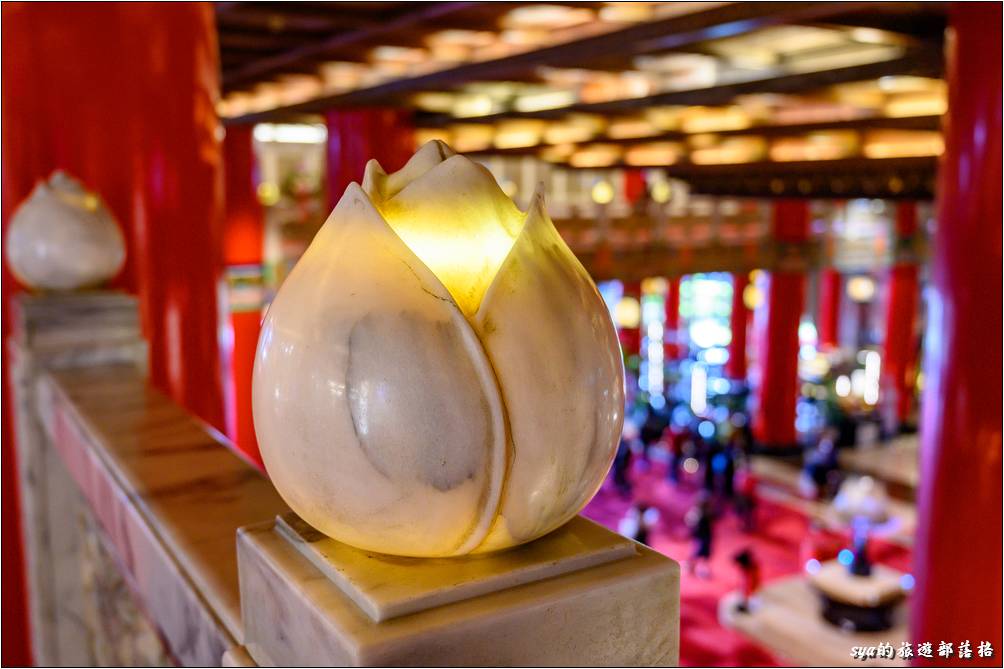 台北圓山大飯店 手工雕刻的大理石燈具「福燈」